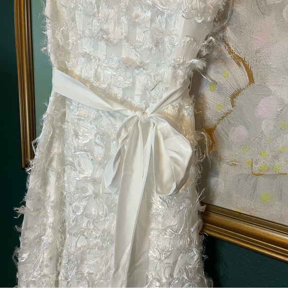 MODCLOTH Dresses | ModCloth White Midi Sleeveless Feathered Dress NWT Sz 6 - Picture 3 of 10